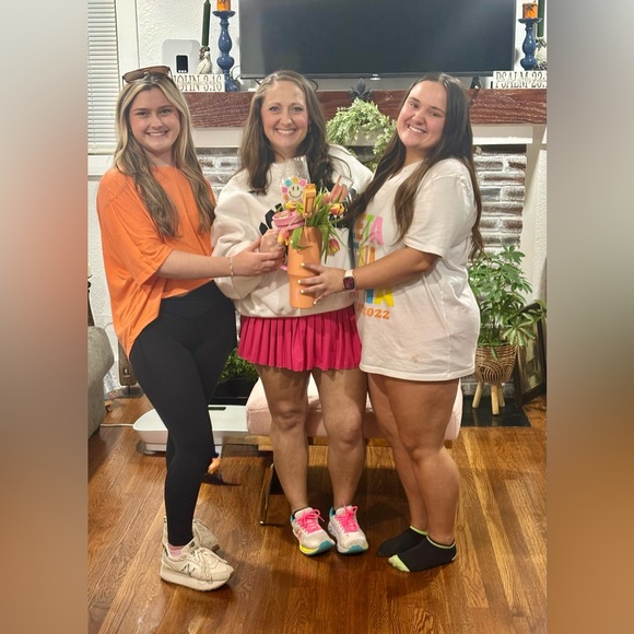 Meet your Posher, Candie - Picture 11 of 14